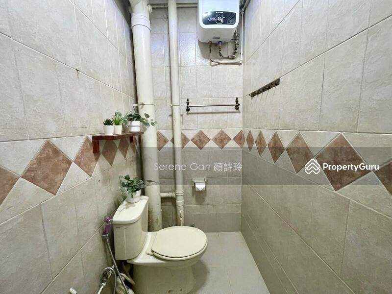 Common Bathroom