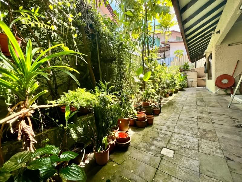 Jalan Asas Semi-Detached House For Sale at S$ 889,000 | PropertyGuru Singapore