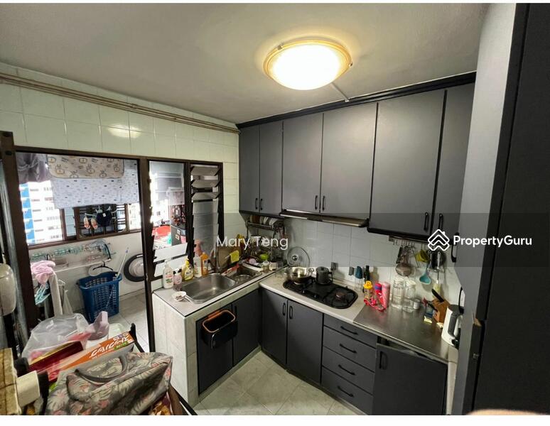 For Sale - 331 Sembawang Close