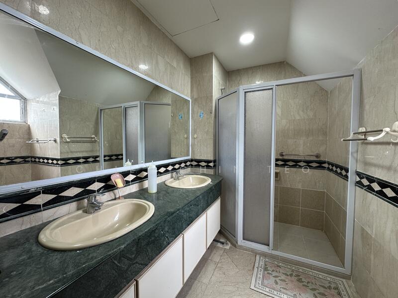 Good Size Master Bathroom