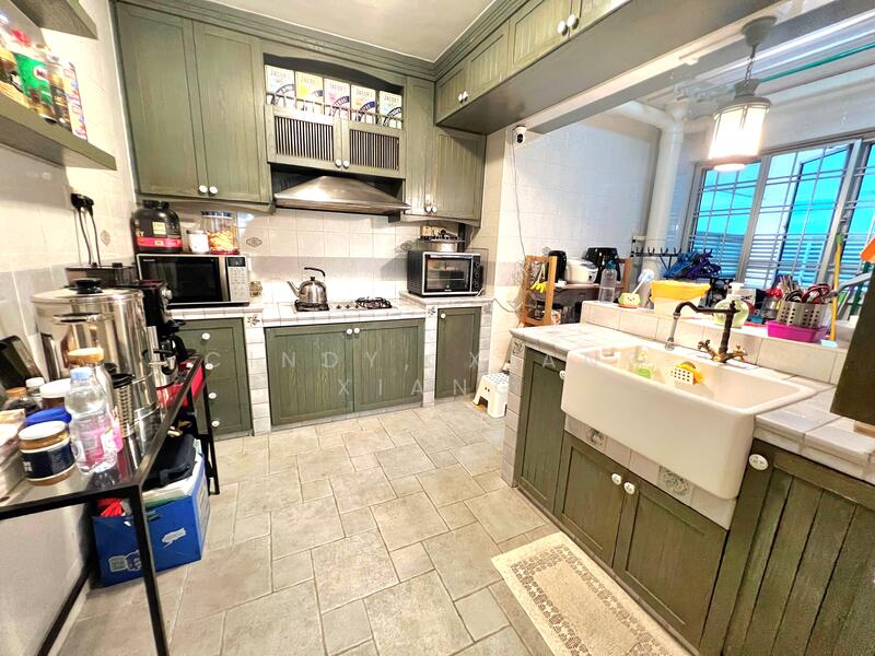 For Sale - 522 Woodlands Drive 14