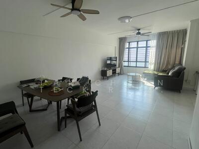 For Sale - 576 Woodlands Glen