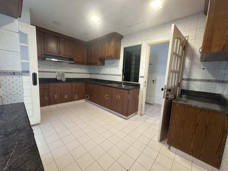 Good Size Kitchen