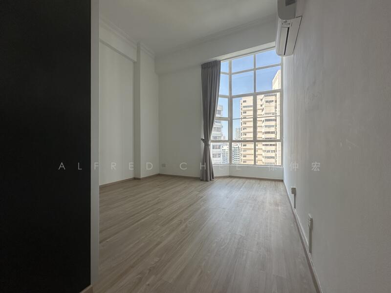 Huge 3rd Bedroom