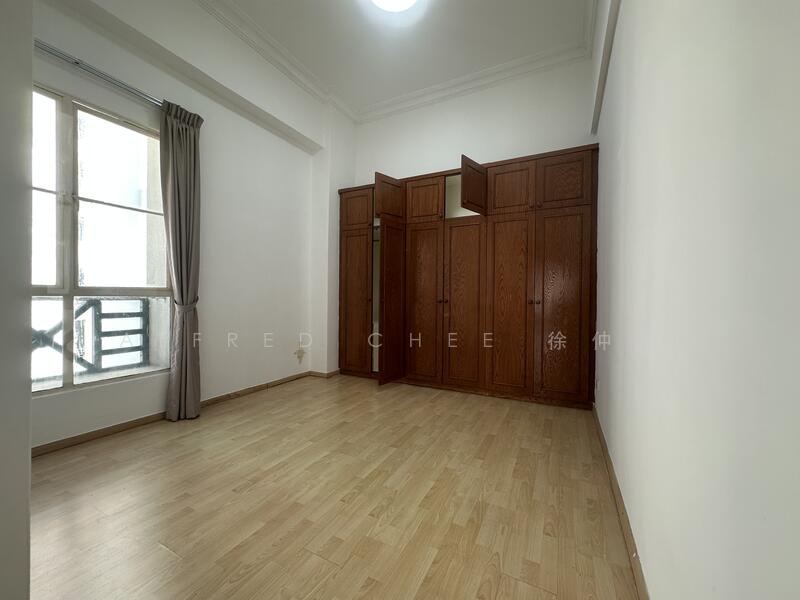 Huge 2nd Bedroom