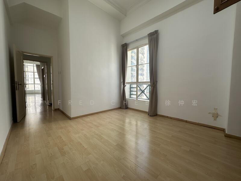 Huge 2nd Bedroom