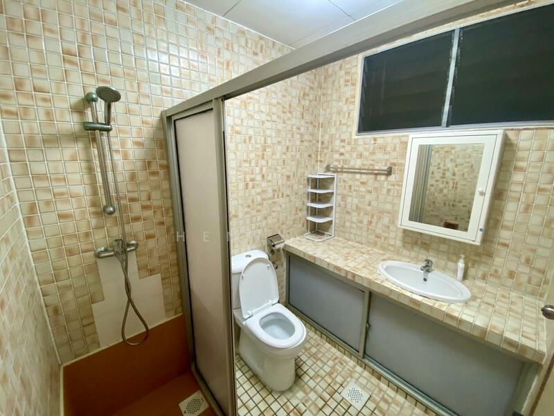 For Rent - Roxy Square