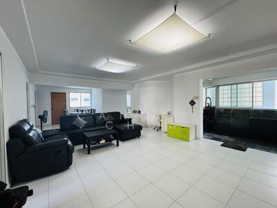 For Sale - 126 Tampines Street 11