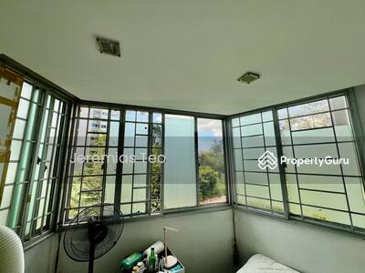 For Rent - Lakeside Tower
