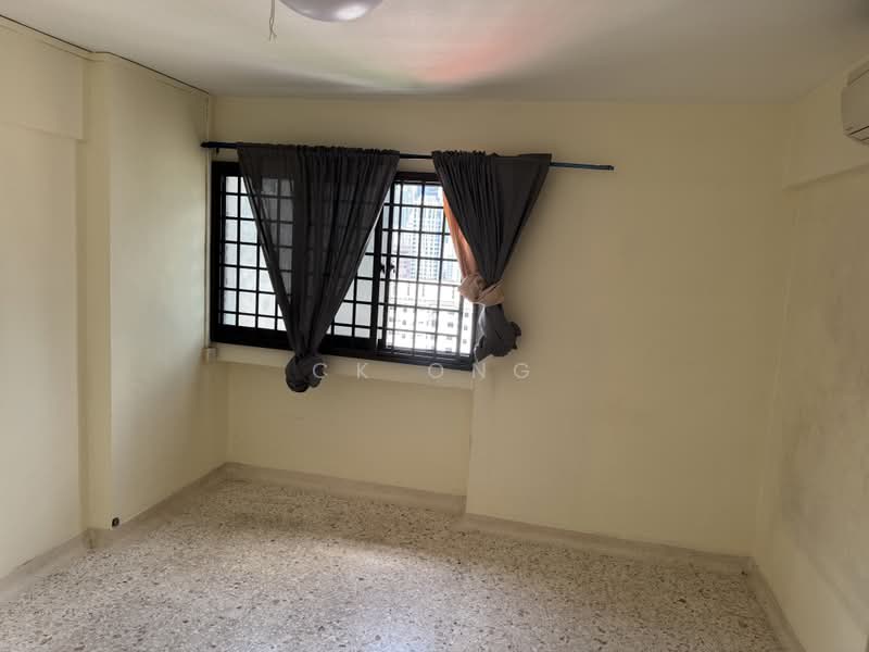 334 Kreta Ayer Road, 334 Kreta Ayer Road, 3 Bedrooms, 893 sqft, HDB Flat For Sale, by CK Ong, 60109340 - Bedroom - PropertyGuru.com.sg