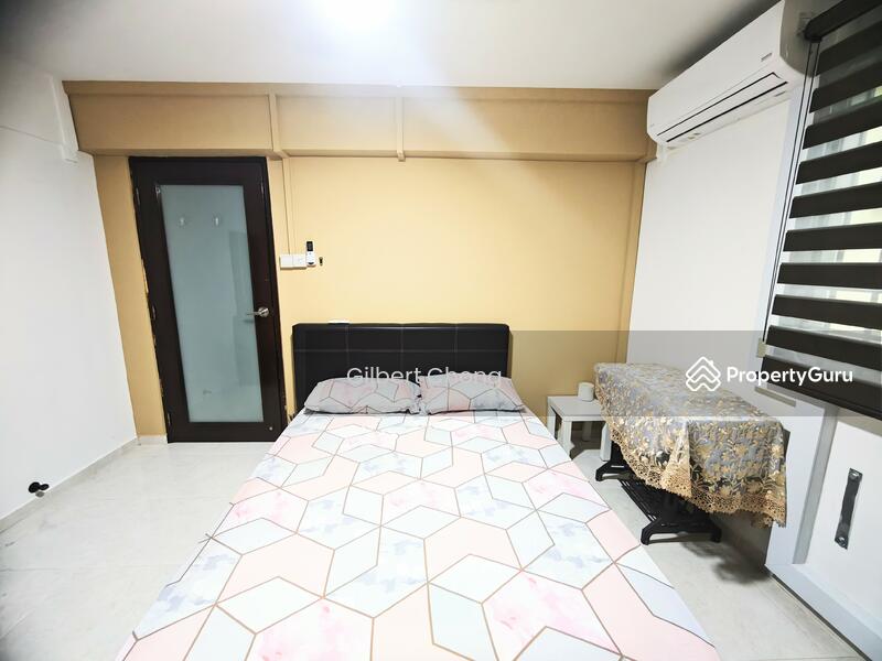 For Rent - 32 Holland Close