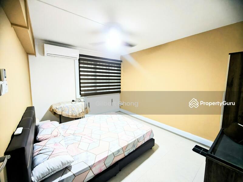 For Rent - 32 Holland Close
