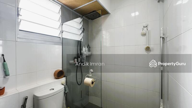 For Sale - 878B Tampines Avenue 8