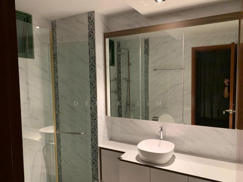 Signature Park, 46B Toh Tuck Road, Clementi Park / Upper Bukit Timah, 2 Bedrooms, 1,033 sqft, Condominium For Rent, by Derek Lim, 60109410 - Bathroom - PropertyGuru.com.sg