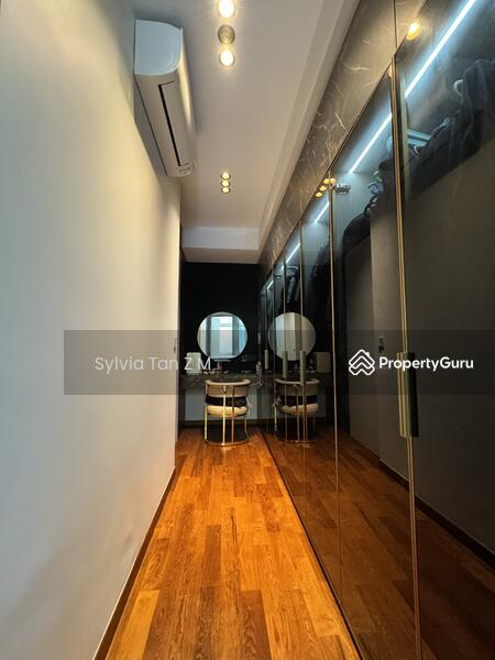 For Rent - Cashew Green