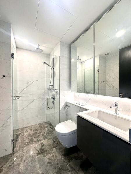Midtown Bay, 122 Beach Road, 1 Bedroom, 463 sqft, Condominium For Rent, by Bryan Koh, 60109515 - Bathroom - PropertyGuru.com.sg