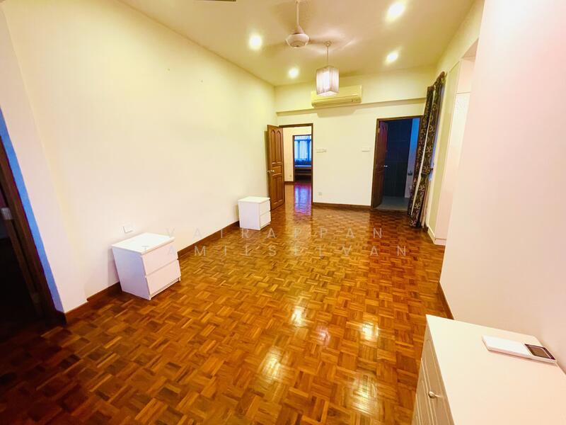 Very large master bedroom