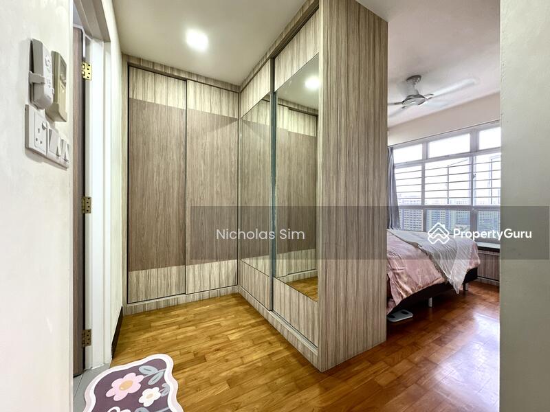 For Sale - 287C Compassvale Crescent