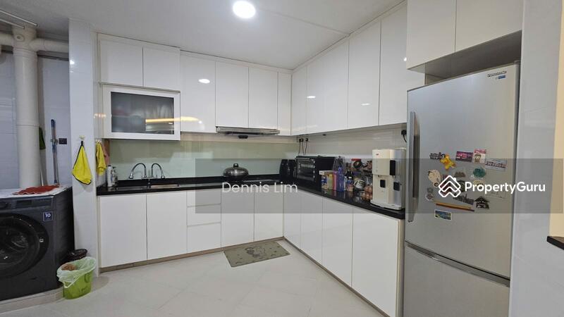 For Sale - 734 Tampines Street 71