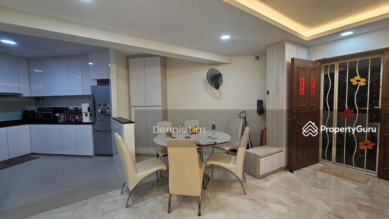 For Sale - 734 Tampines Street 71