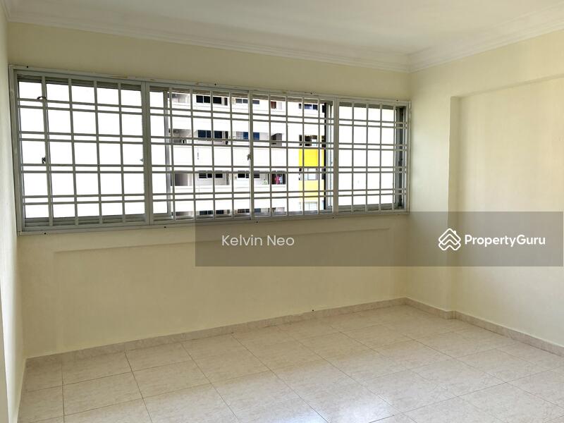 For Sale - 222 Tampines Street 24