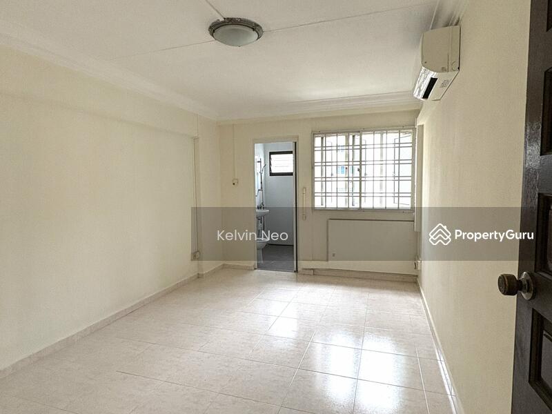 For Sale - 222 Tampines Street 24