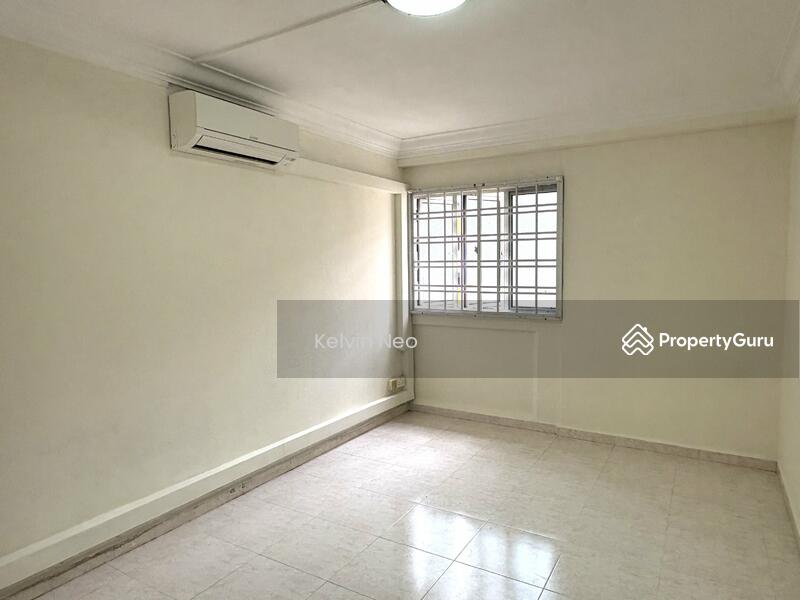For Sale - 222 Tampines Street 24