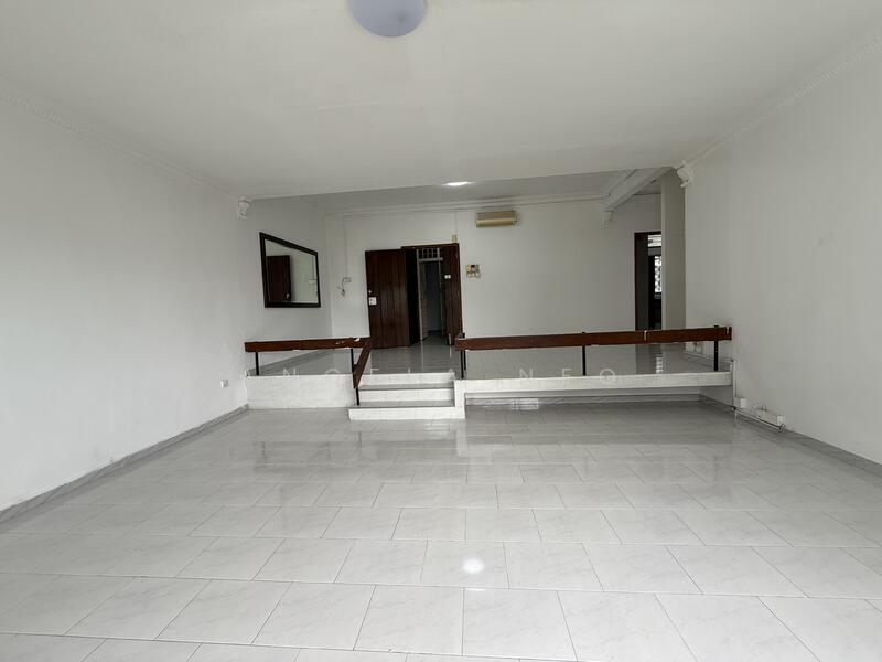 Living & dining area