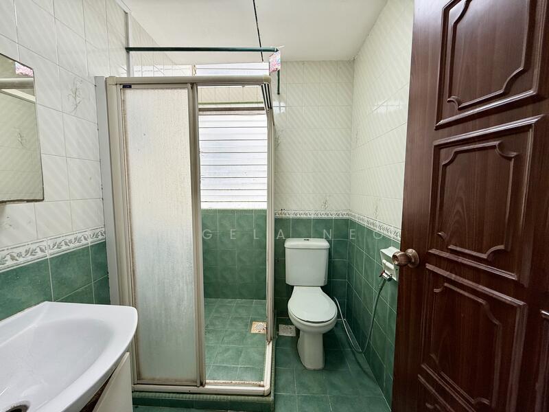 Common Bathroom