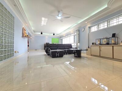 For Sale - 242 Pasir Ris Street 21