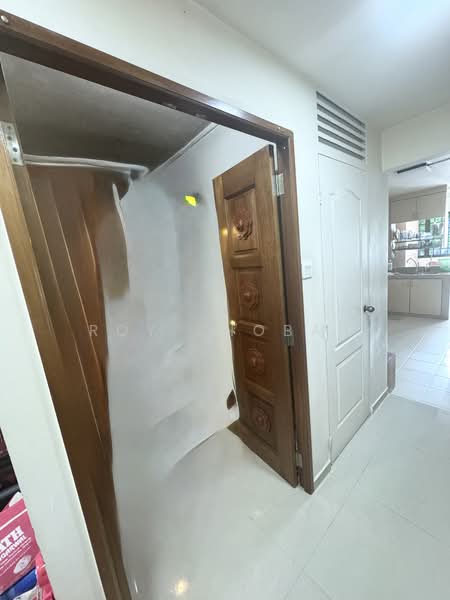 126 Yishun Street 11 HDB Flat For Sale at S$ 420,000 | PropertyGuru Singapore - Interior