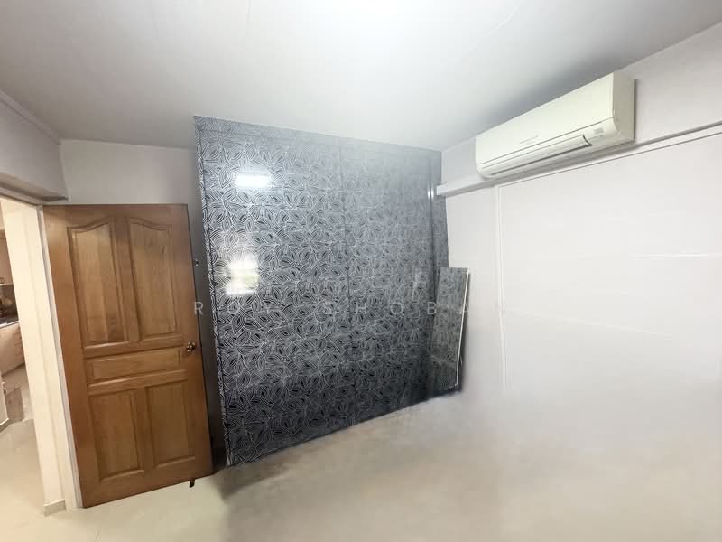 126 Yishun Street 11 HDB Flat For Sale at S$ 420,000 | PropertyGuru Singapore - Interior