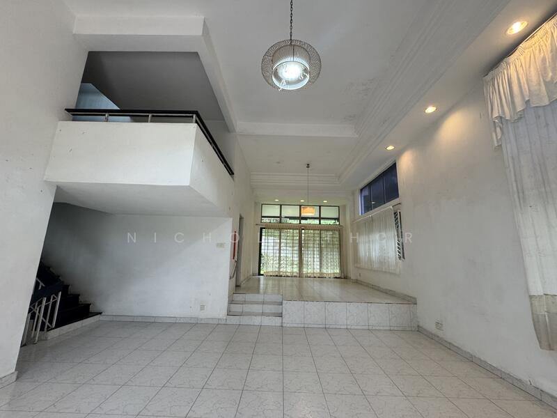 Living Room & Dining Area