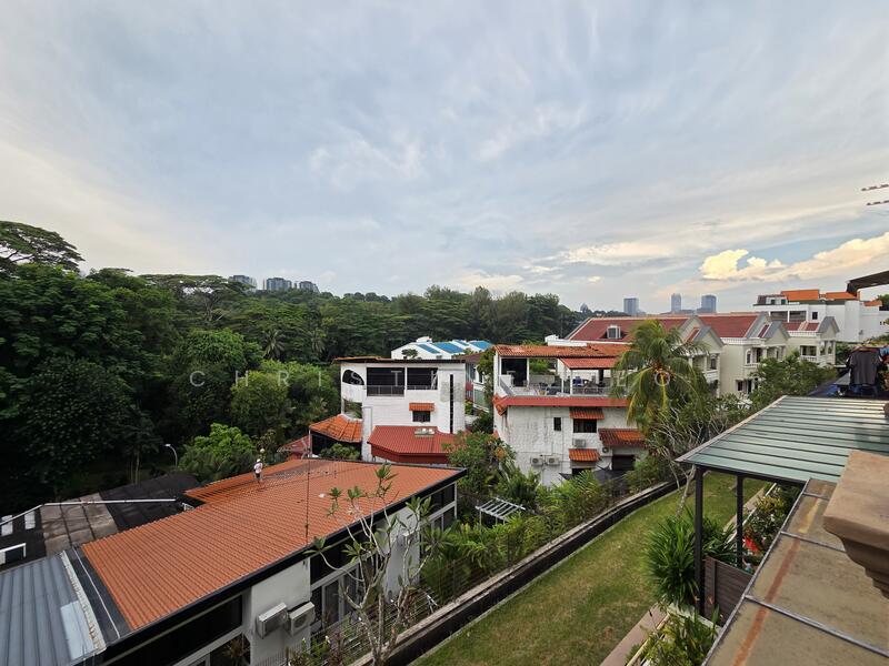 For Sale - Le Hill
