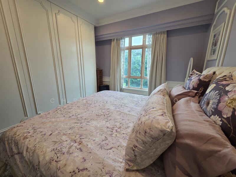 For Sale - Le Hill
