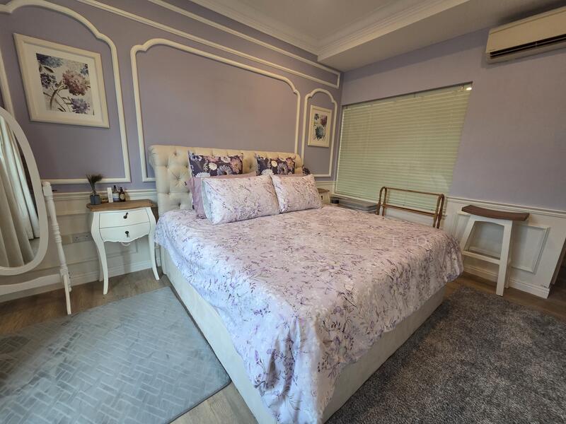 For Sale - Le Hill
