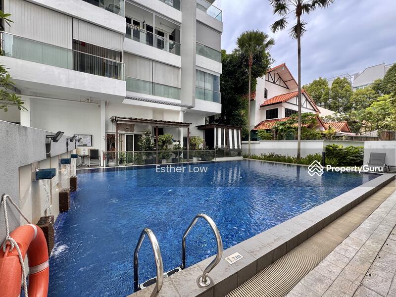Condo pool 