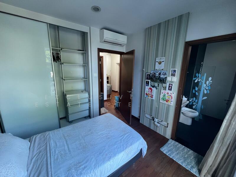 For Rent - D16 Semi-D En-suite Room for Rent