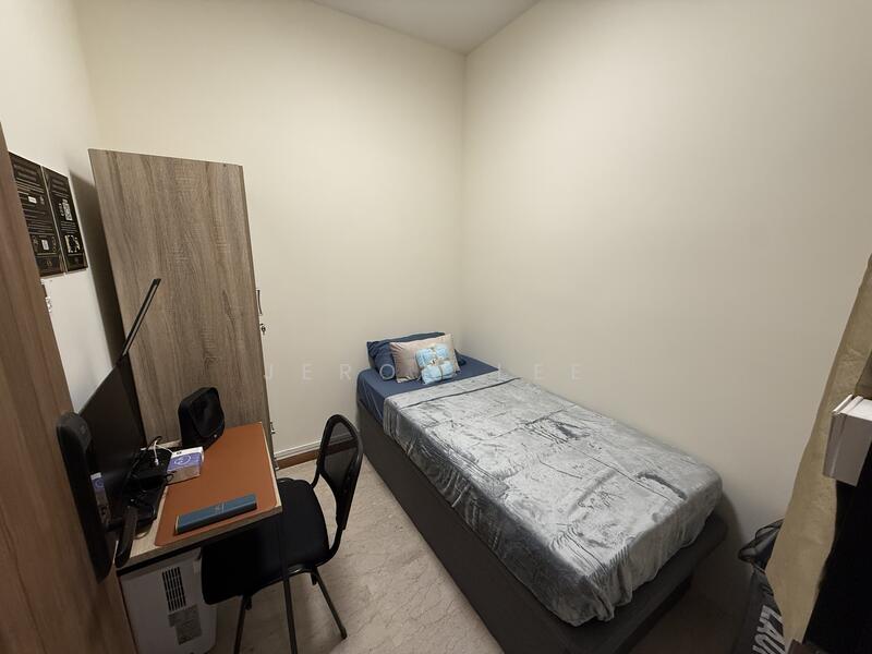 Sunglade, 1 Serangoon Avenue 2, Hougang / Punggol / Sengkang, Room Rental, 130 sqft, Condominium For Rent, by Jeron Lee, 60110396 - Bedroom - PropertyGuru.com.sg