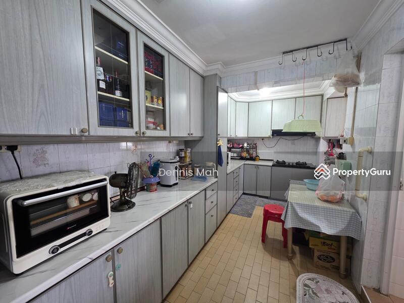 For Sale - 218 Lorong 8 Toa Payoh
