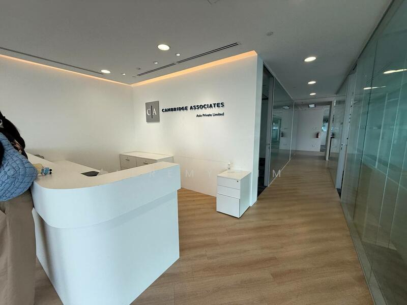 Gateway East, 152 Beach Road, 6,359 sqft, Office For Rent, by Jeremy Lim, 60110580 - CommercialGuru.com.sg