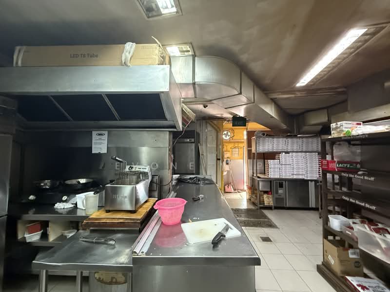 Serangoon Garden Estate at Brighton Crest, Brighton Crest, Hougang / Punggol / Sengkang, 1,060 sqft, Food & Beverage For Rent, by Evone Yap, 60110705 - Kitchen - CommercialGuru.com.sg