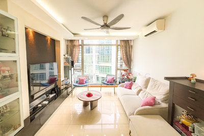 For Sale - The Lakeshore