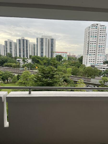 For Rent - 115 Jurong East Street 13