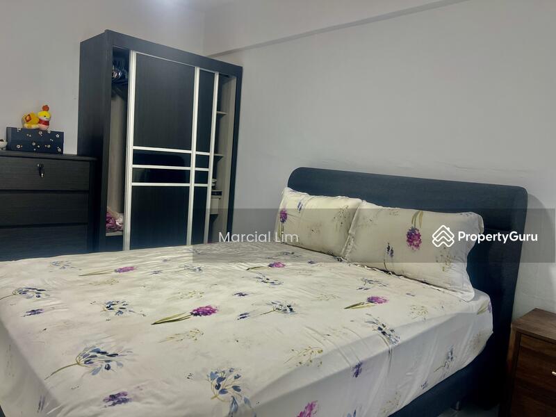 For Rent - 319 Hougang Avenue 5