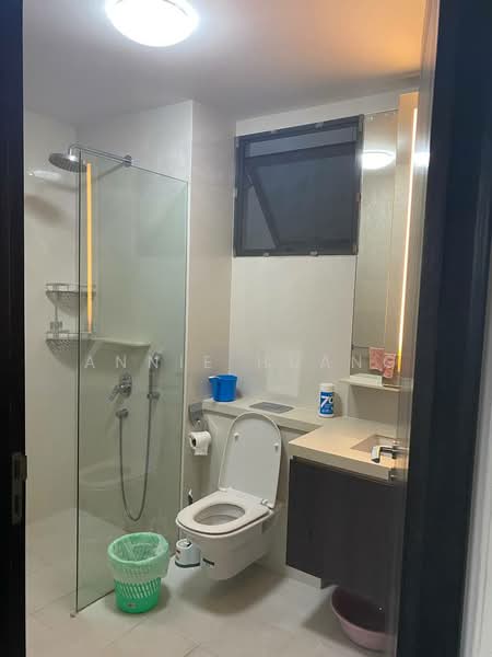 E Maisons (The Maisons), 30 Braddell Road, 1 Bedroom, 570 sqft, Apartment For Rent, by Annie Huang, 60110963 - Bathroom - PropertyGuru.com.sg