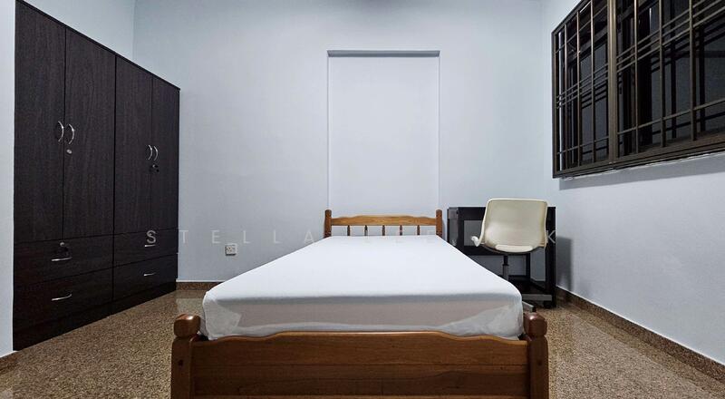 Common Room 2 - 2 Pax max each room