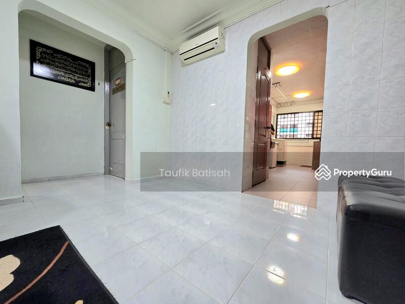 For Sale - 165 Yishun Ring Road