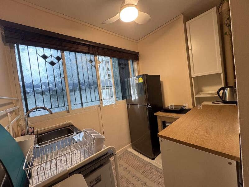109 Woodlands Street 13, 109 Woodlands Street 13, Room Rental, 350 sqft, HDB Flat For Rent, by Alexis Chia 谢慧丽, 60111130 - Kitchen - PropertyGuru.com.sg