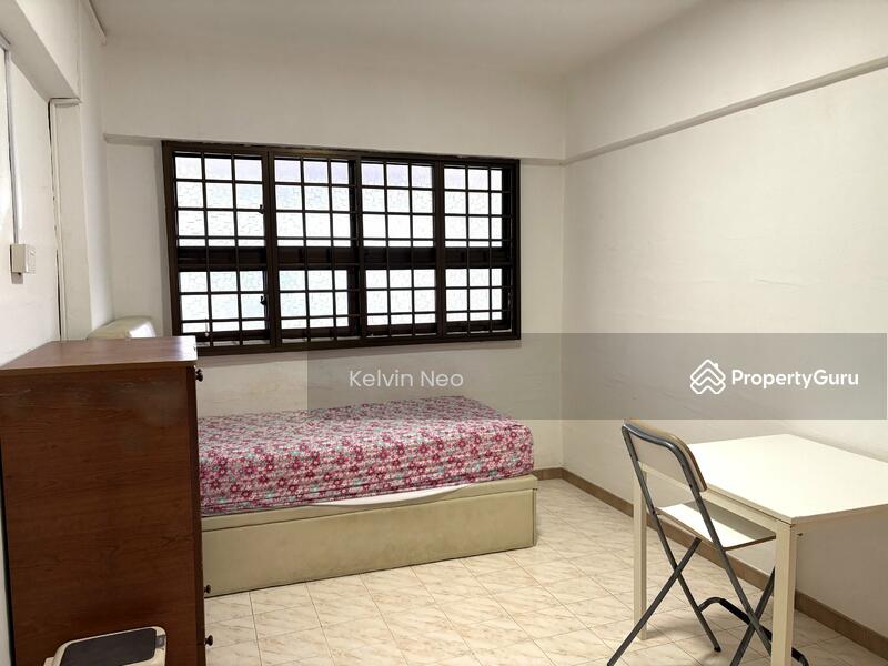 For Sale - 402 Jurong West Street 42